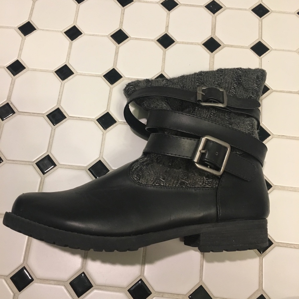 Size 9 Wool and Leather Boots